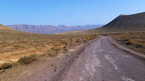 我的男孩18岁生日文案朋友圈